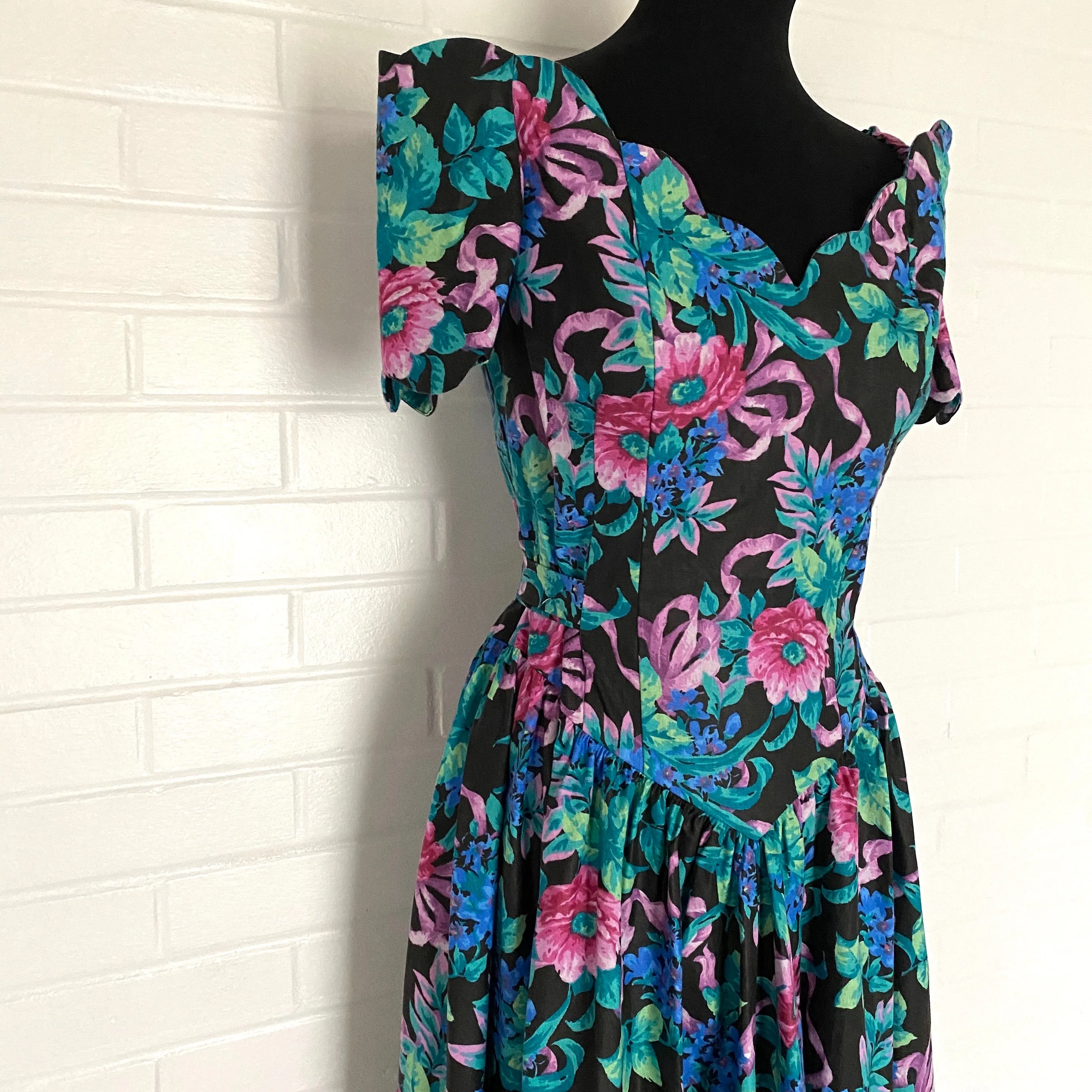 1980s Expo Flowered Party Dress