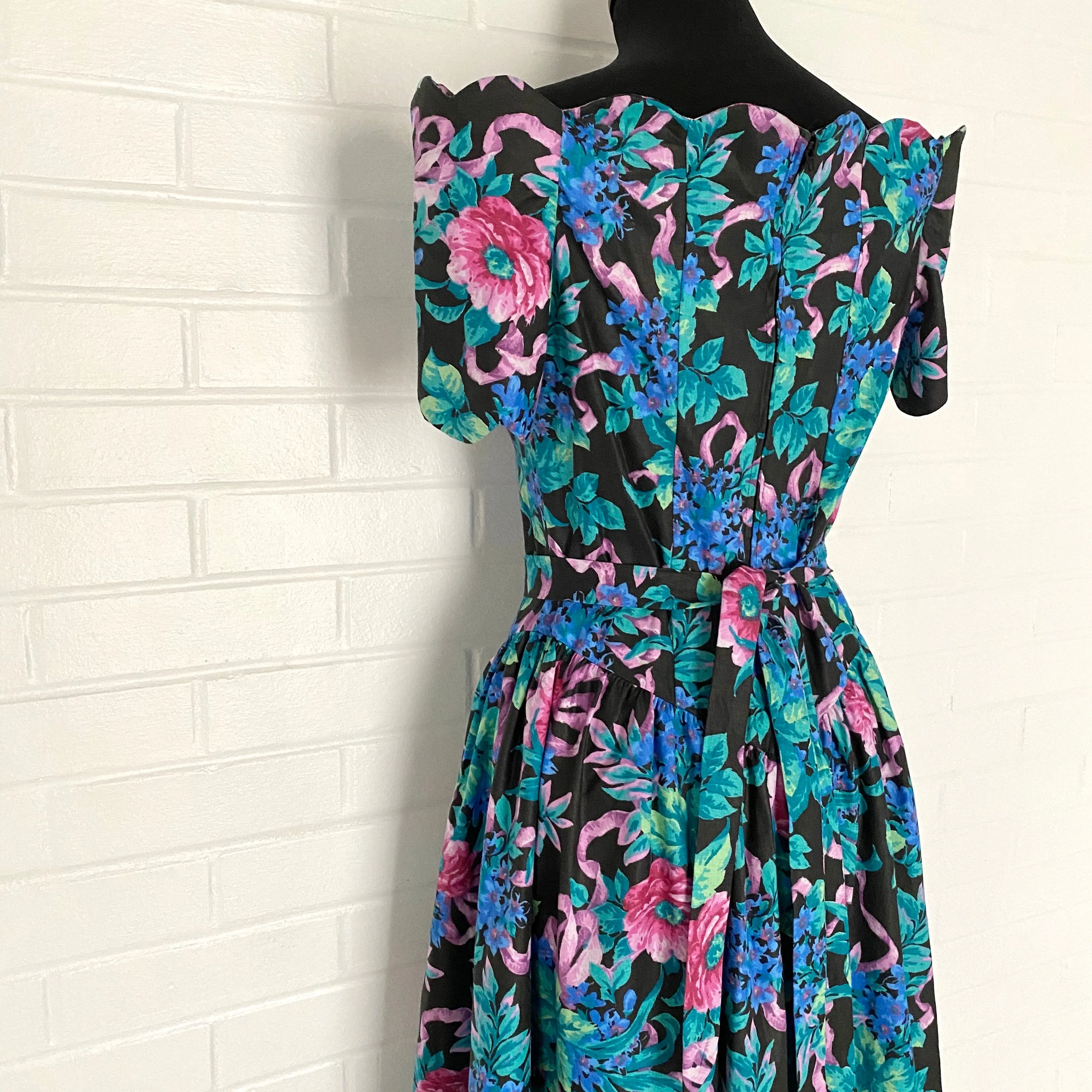 1980s Expo Flowered Party Dress