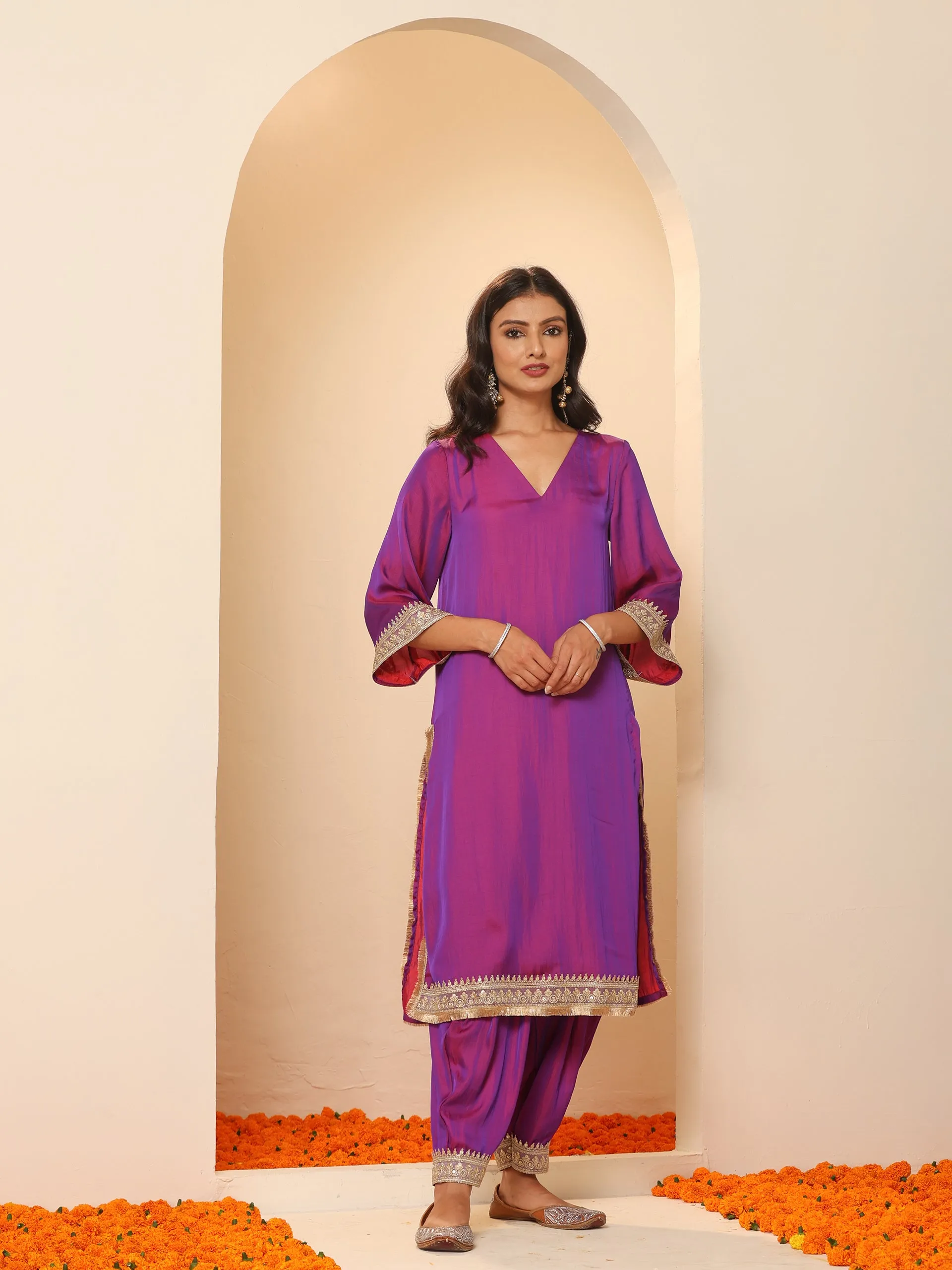 2 pc SET - Plum Kurta and Pyjama with Laces