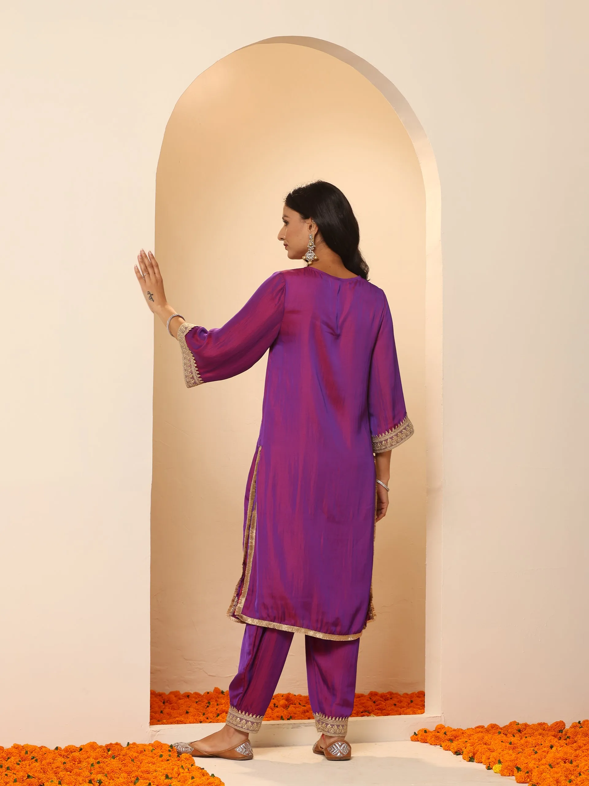 2 pc SET - Plum Kurta and Pyjama with Laces