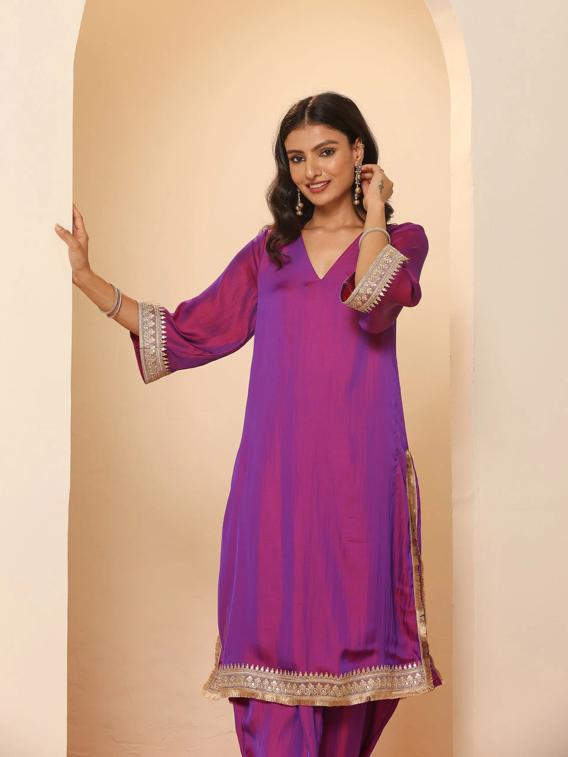 2 pc SET - Plum Kurta and Pyjama with Laces