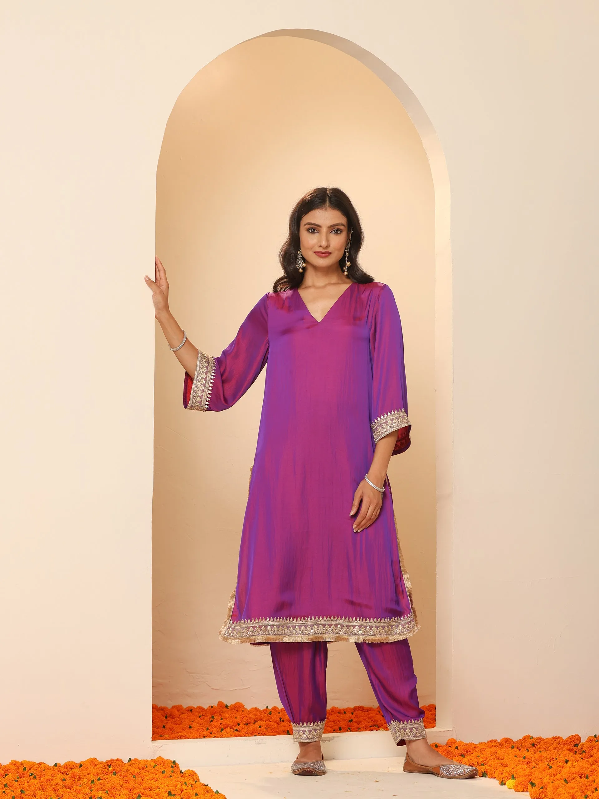 2 pc SET - Plum Kurta and Pyjama with Laces