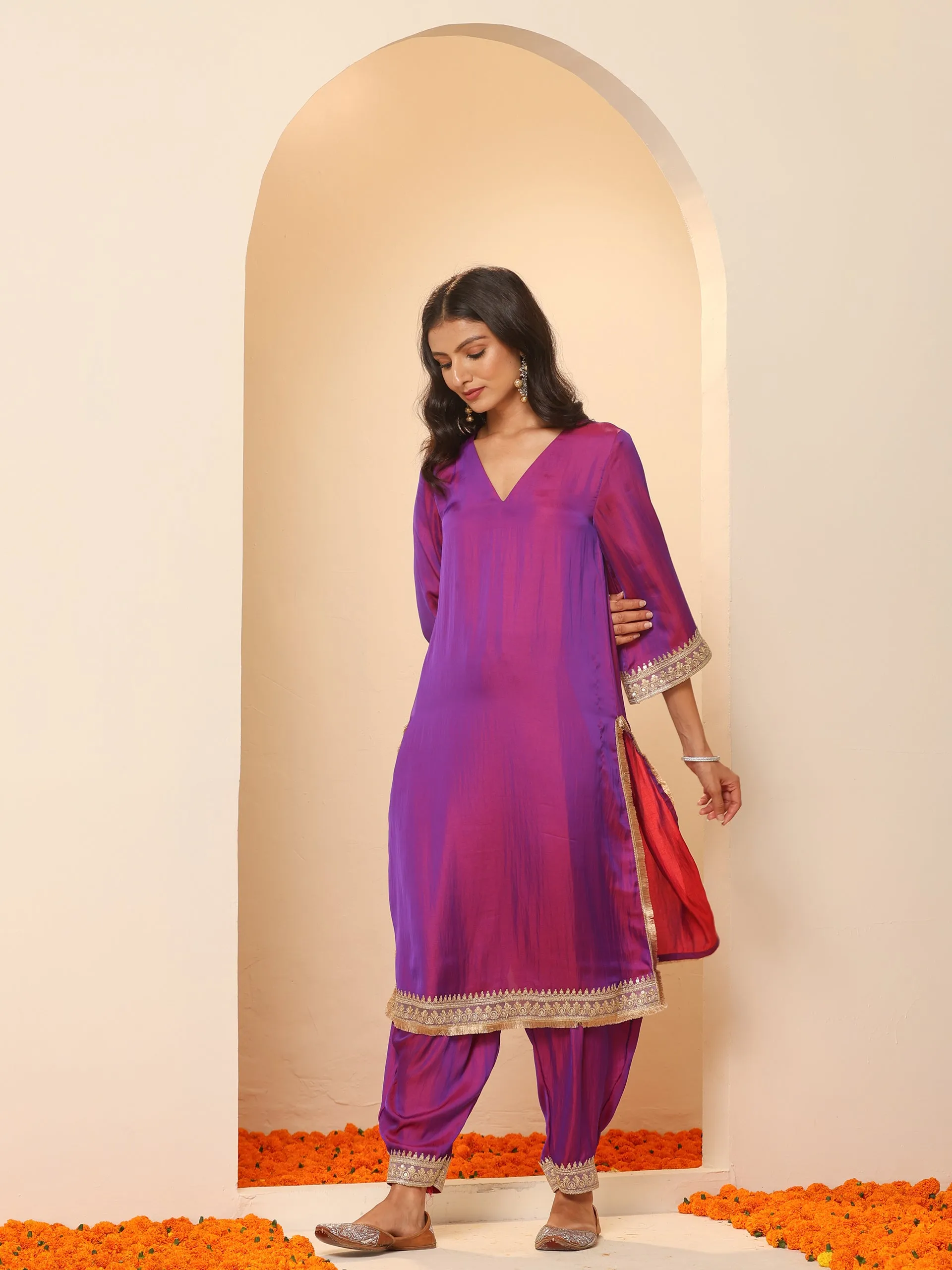2 pc SET - Plum Kurta and Pyjama with Laces