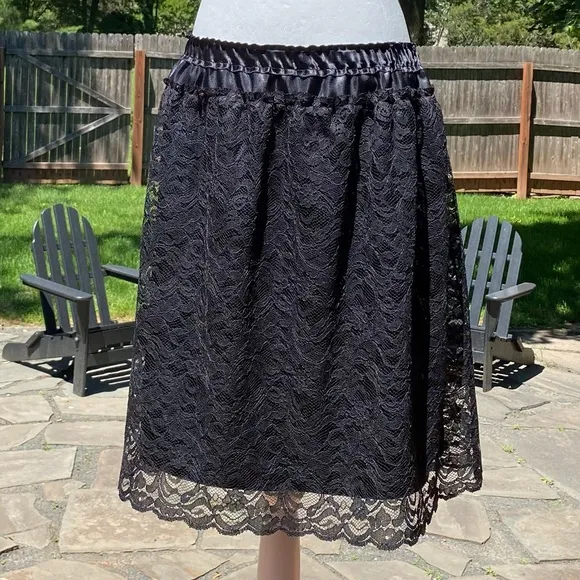 Anthropologie Poleci Lace Overlay Skirt
