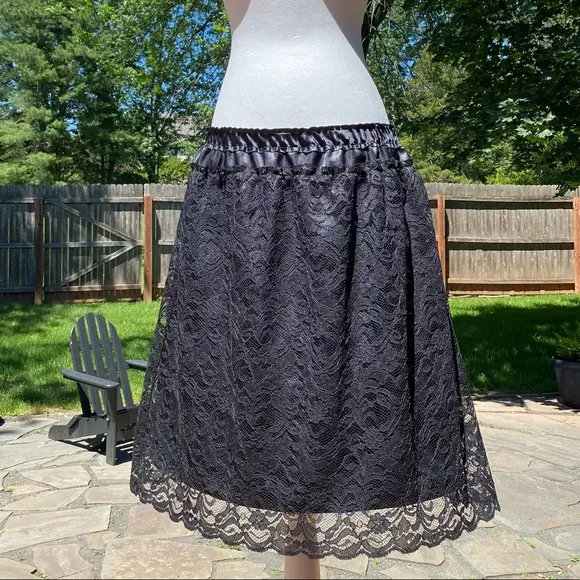 Anthropologie Poleci Lace Overlay Skirt