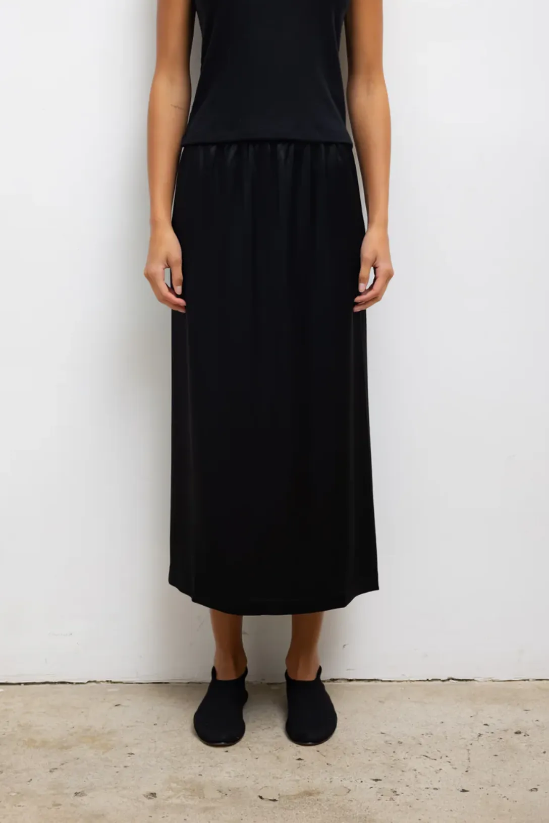 Barb Midi Skirt | Black