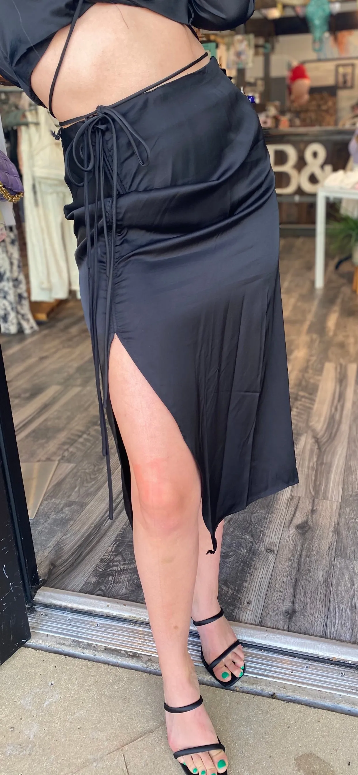 Black ASTR Skirt