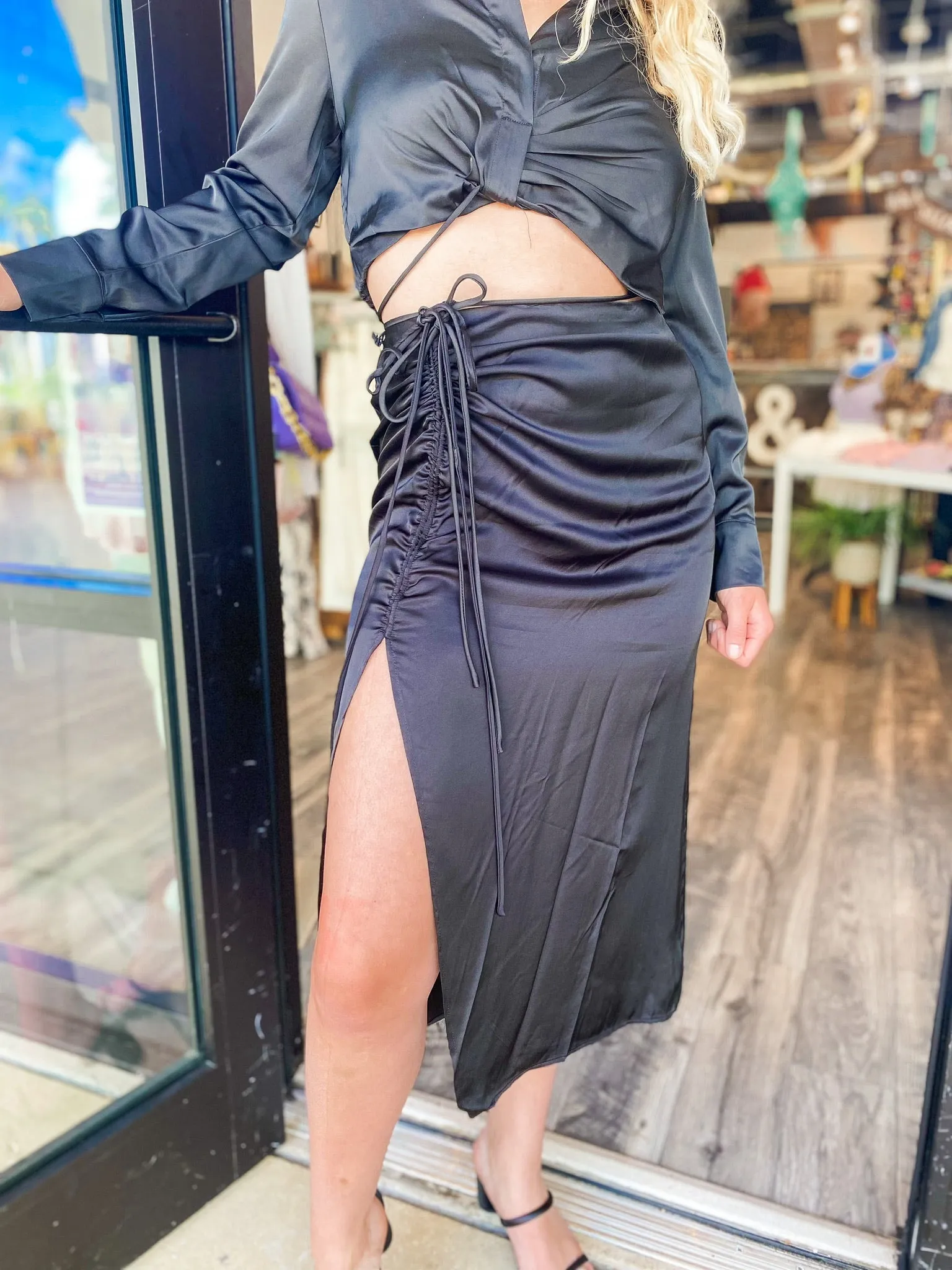 Black ASTR Skirt
