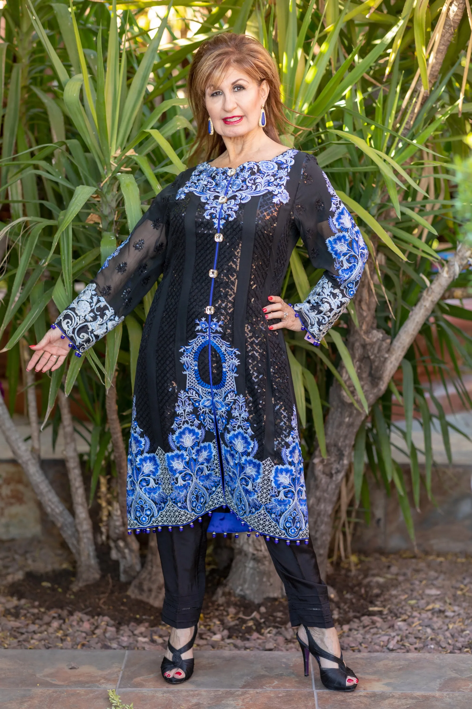 Black Chiffon Sequin Embroidery Suit-Salwar kameez