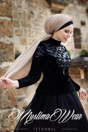 Black Crown Blouse
