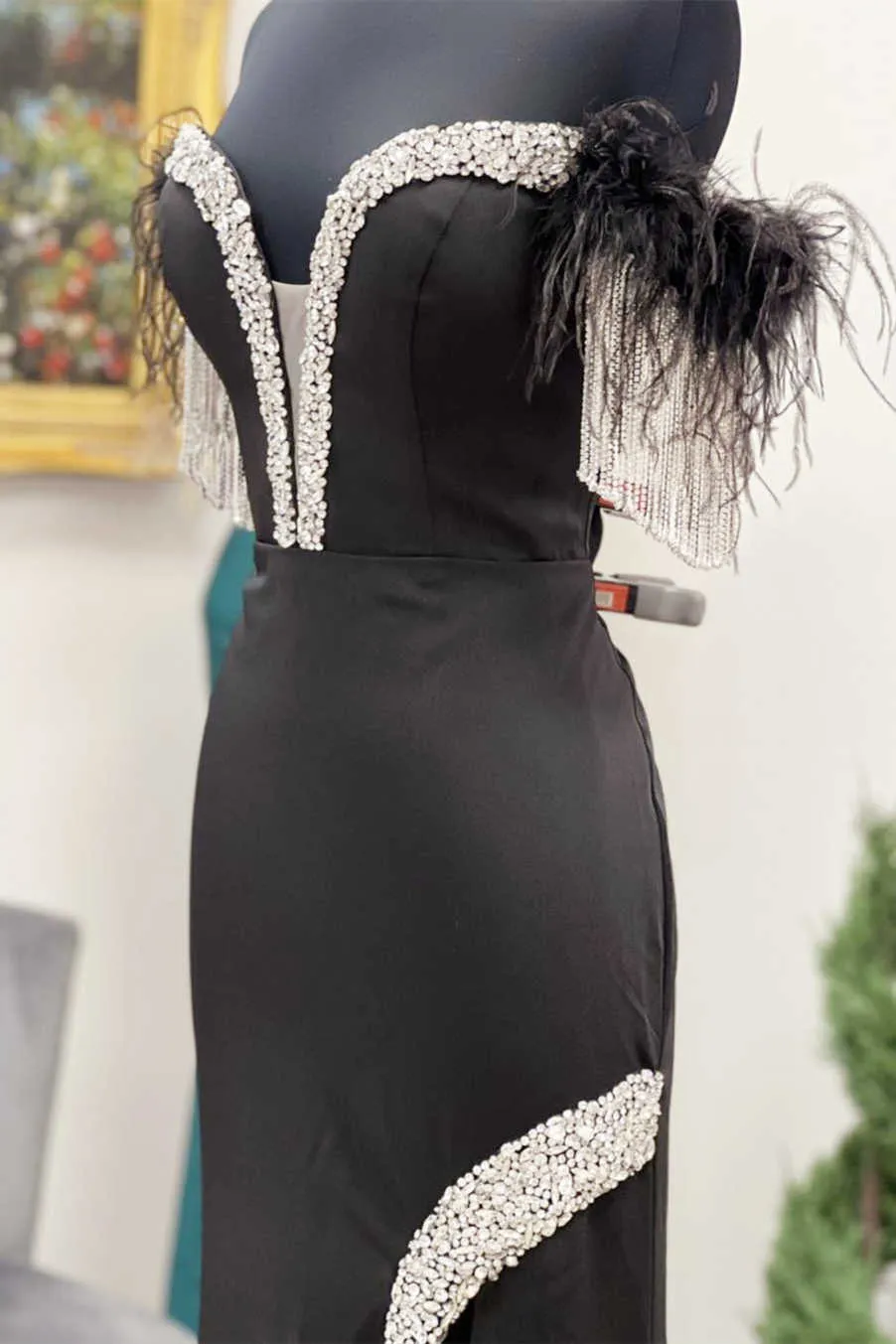 Black Feather Off-the-Shoulder Beaded Mermaid Prom Dress