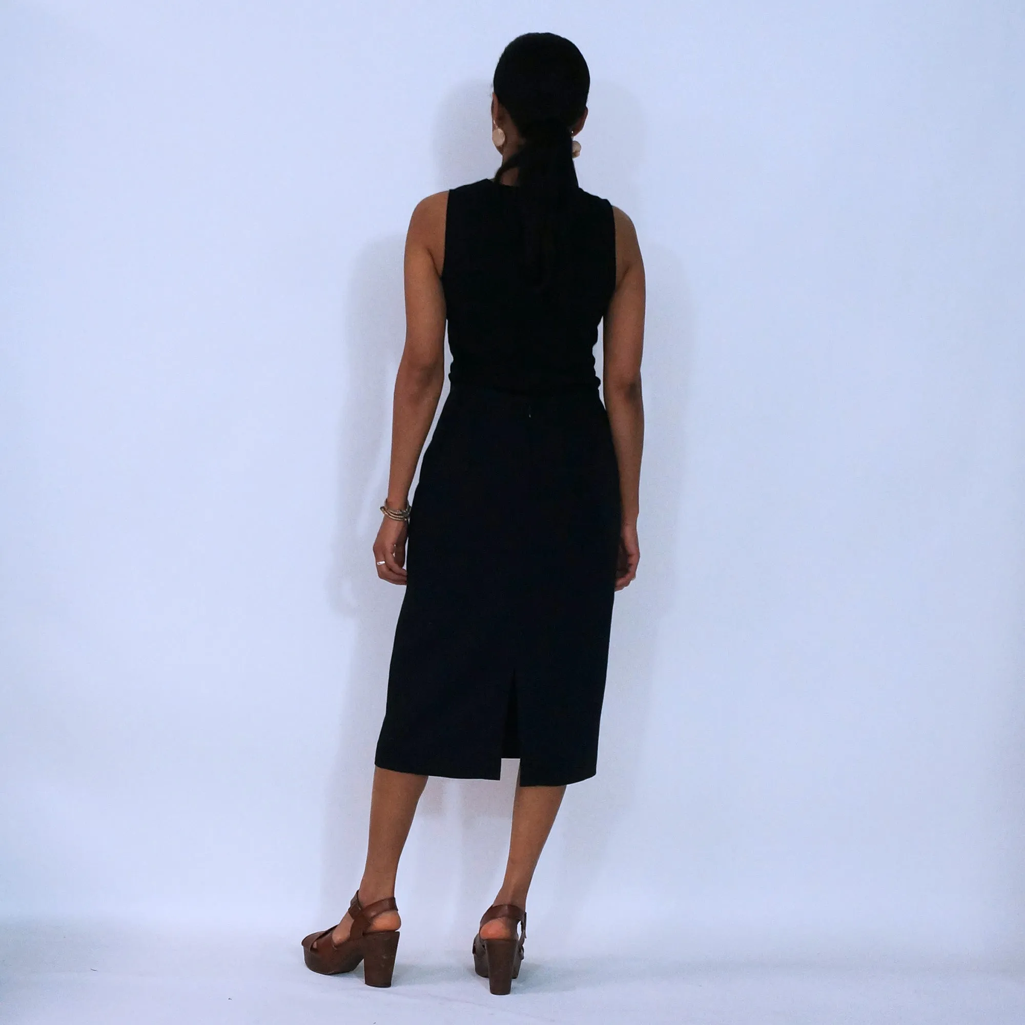 Black Sleeves Fitted Round Neck Top | ALPHONSINA