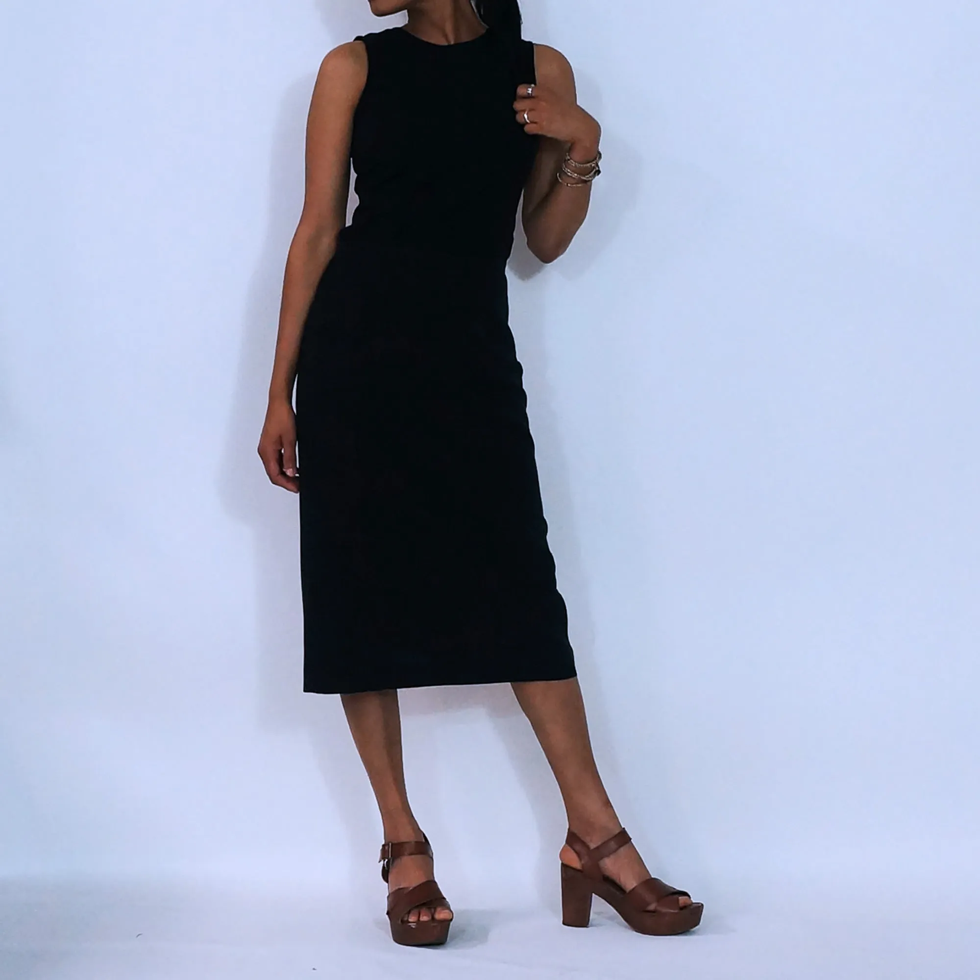 Black Sleeves Fitted Round Neck Top | ALPHONSINA