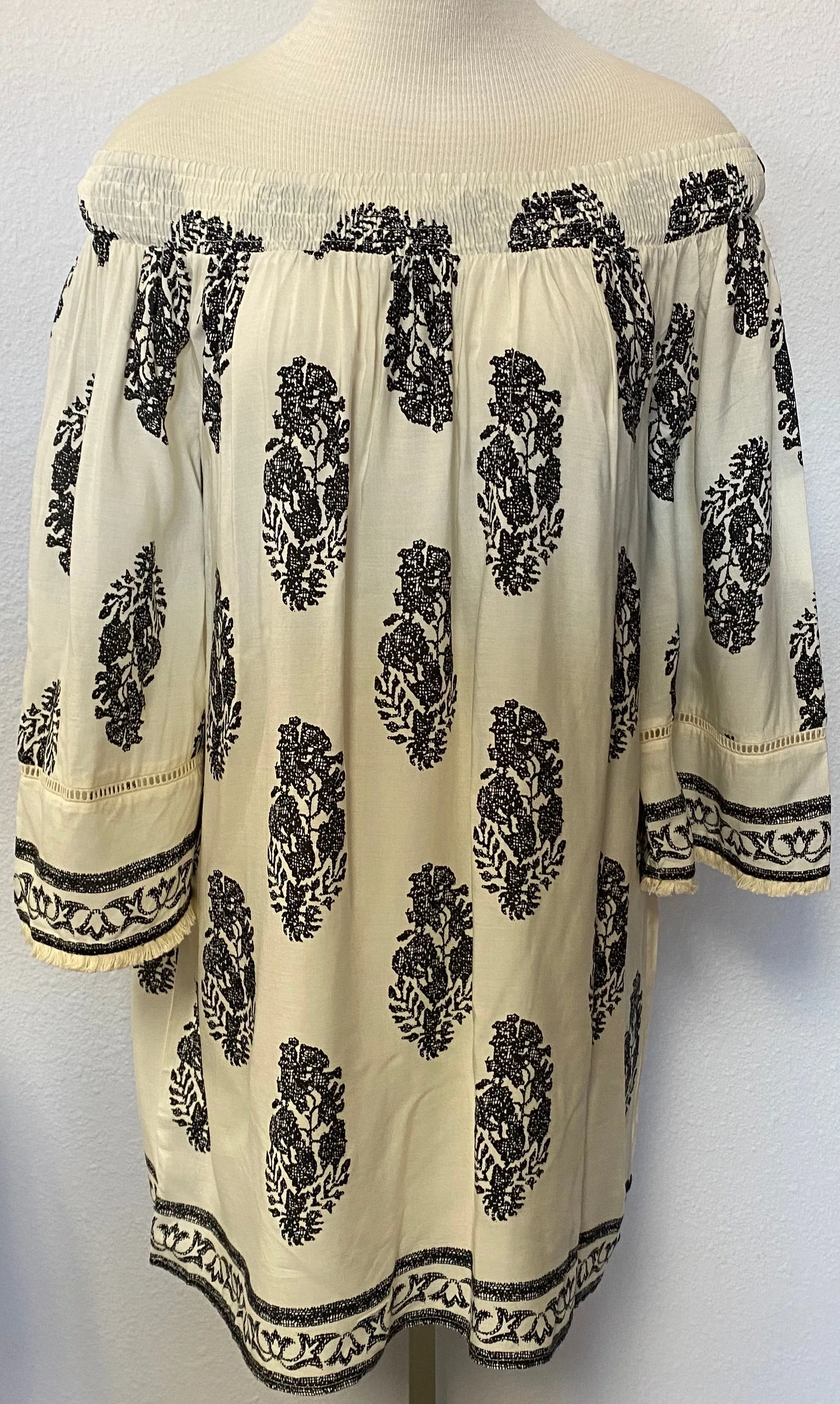BORDER PRINT DRESS