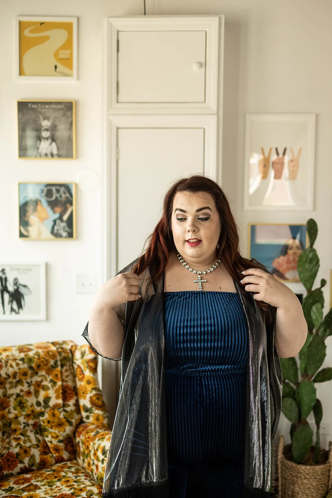 bowie velvet bralette in navy