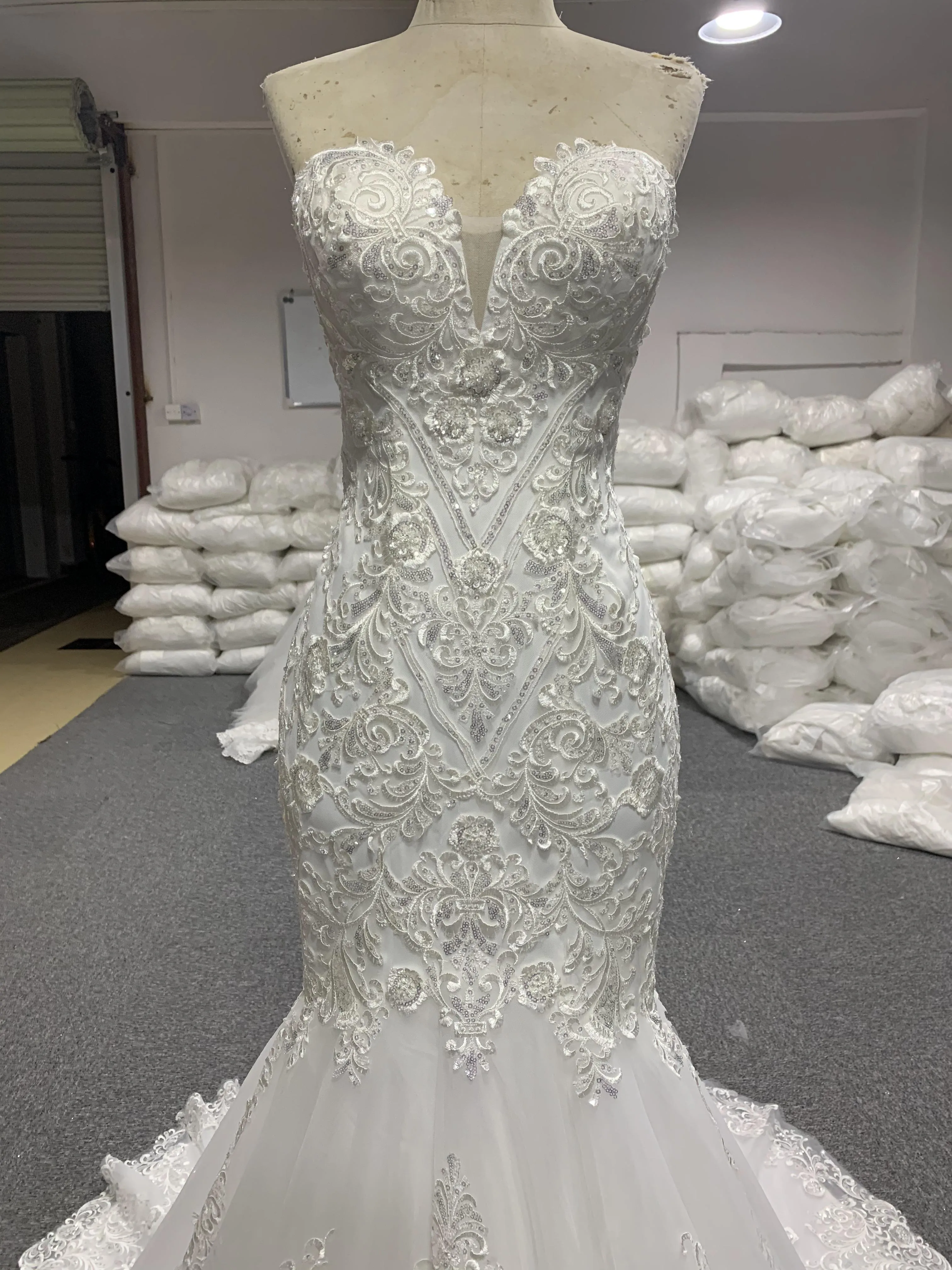 BYG new style strapless lace mermaid dress with shawl