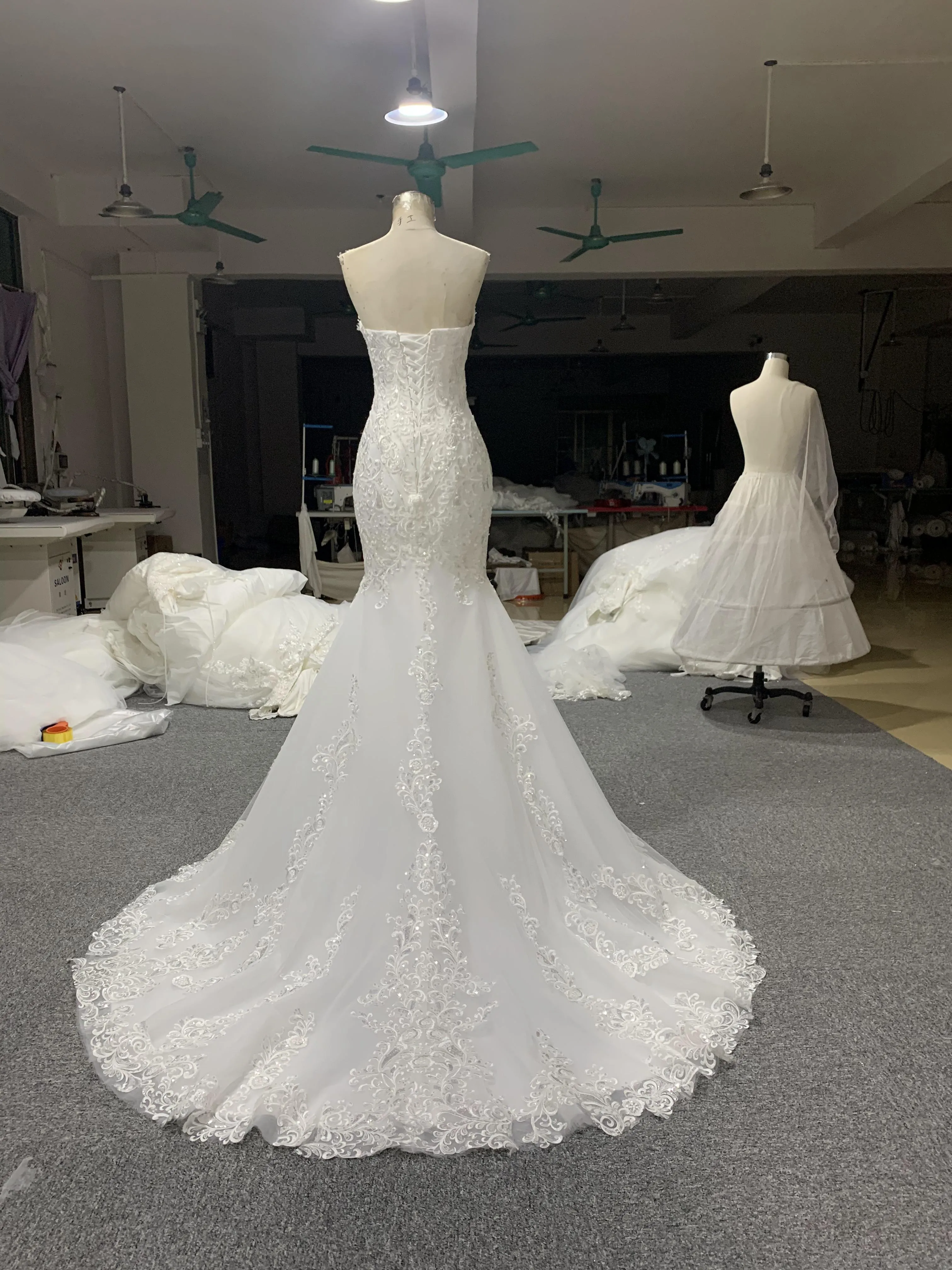 BYG new style strapless lace mermaid dress with shawl