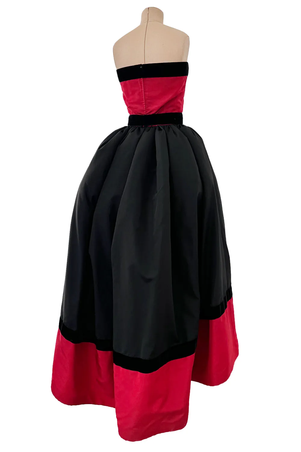 c.1990 Nina Ricci by Gerard Pipart Haute Couture Strapless Red & Black Silk Dress