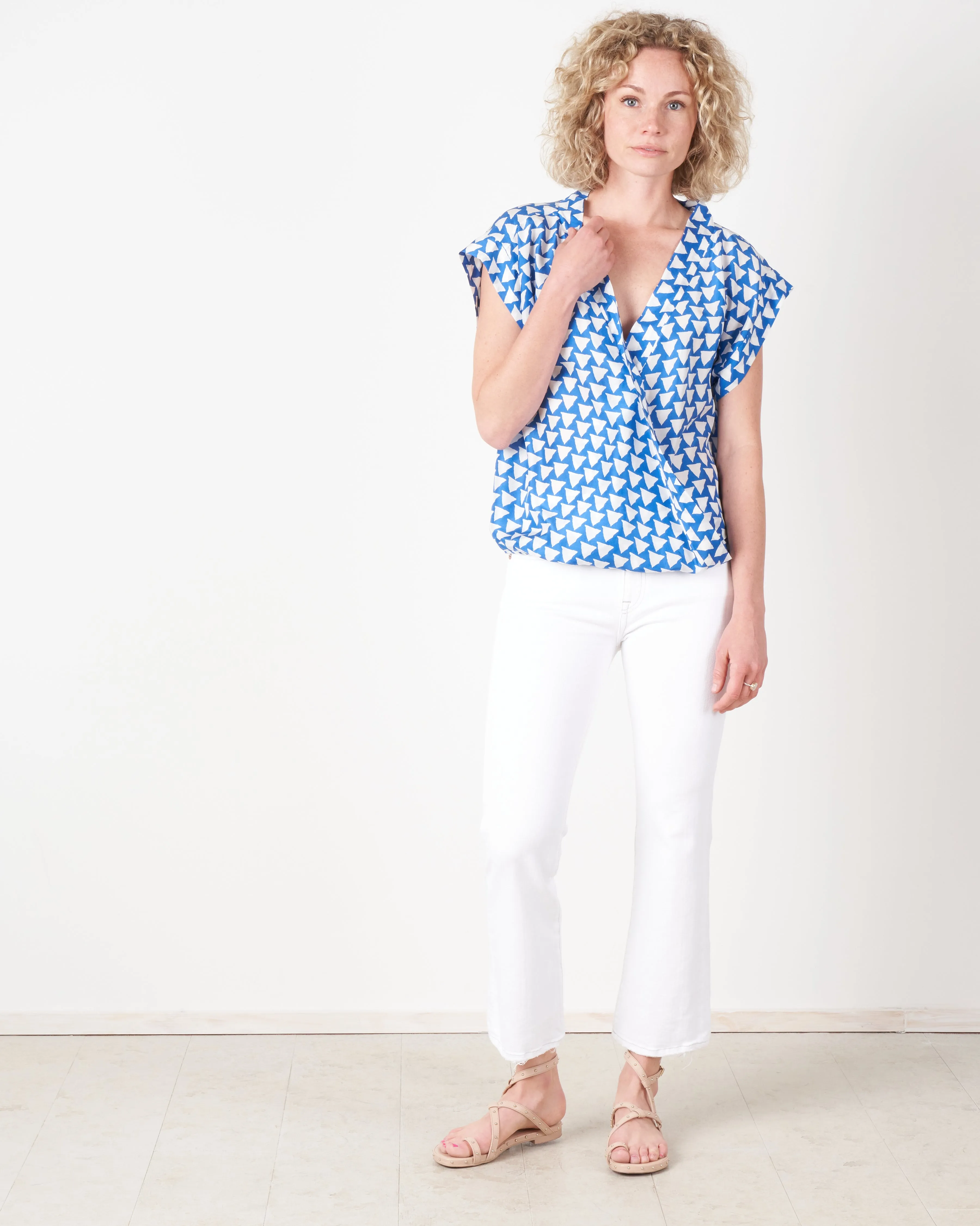 cross top - triangle