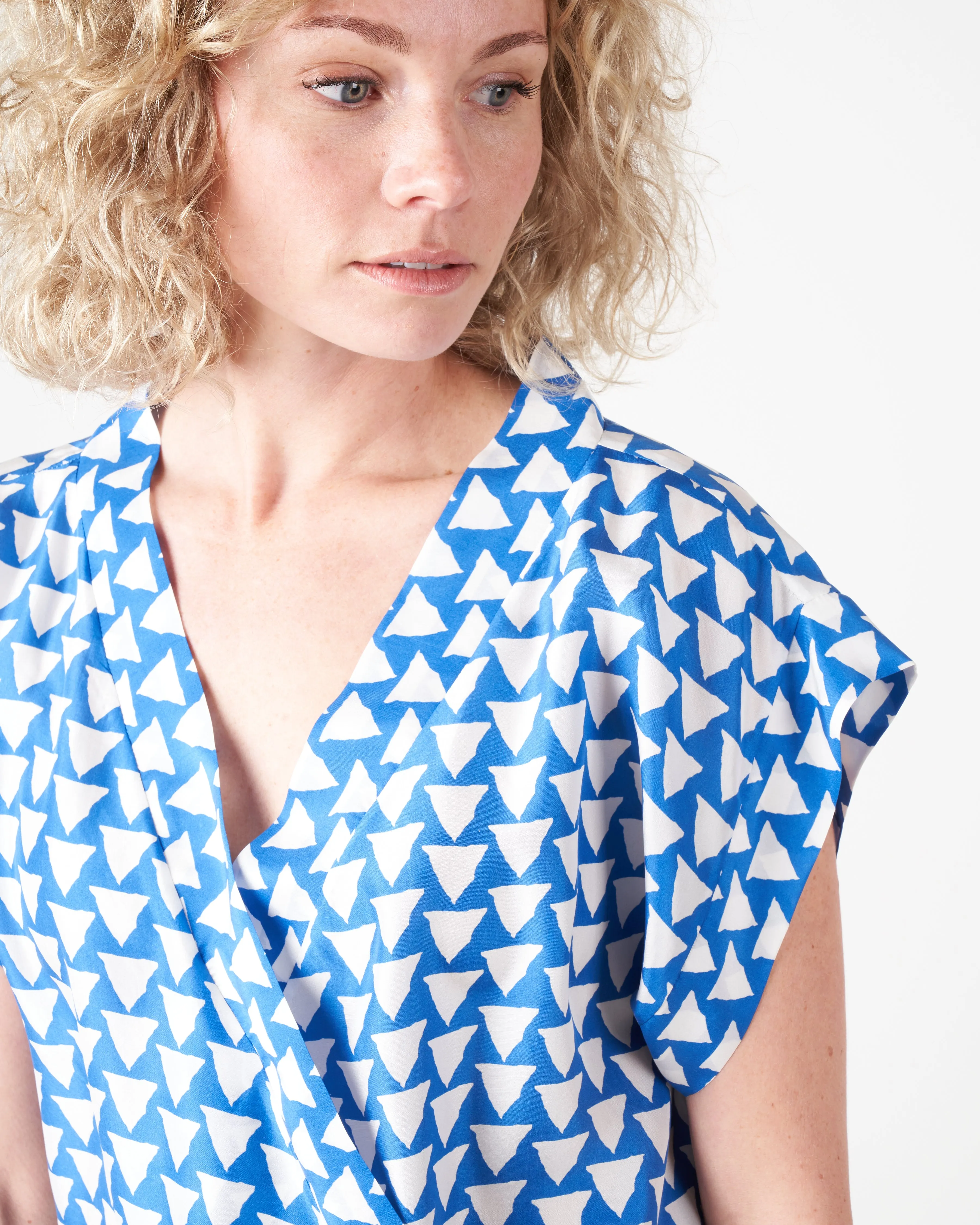 cross top - triangle