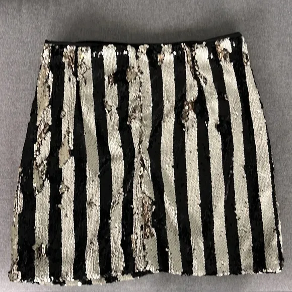 DO BE Striped Sequin Skirt M