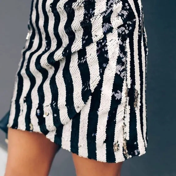 DO BE Striped Sequin Skirt M
