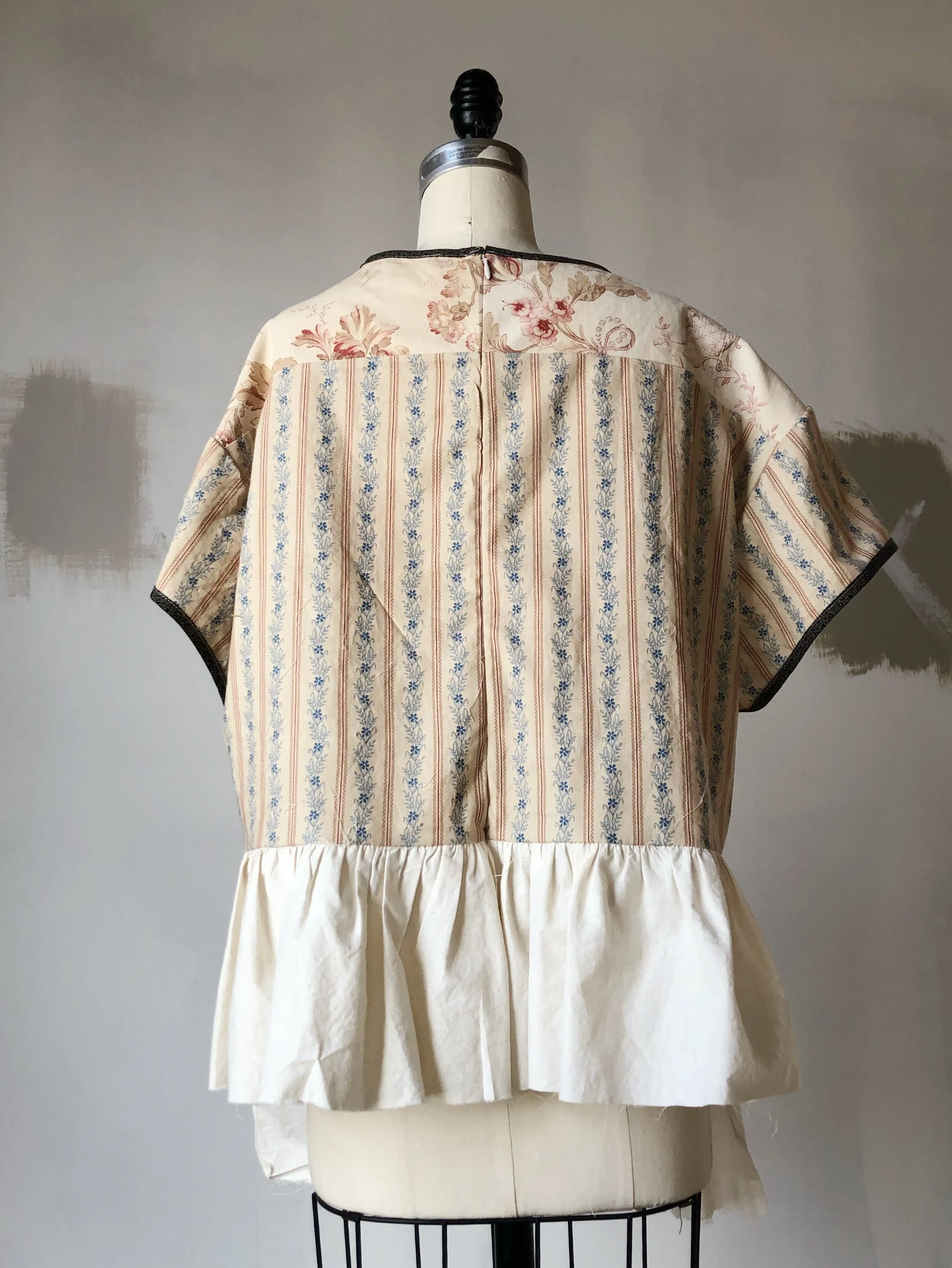 Esther top