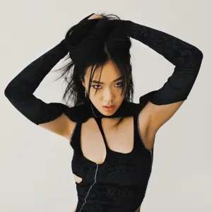 F It Velvet Top
