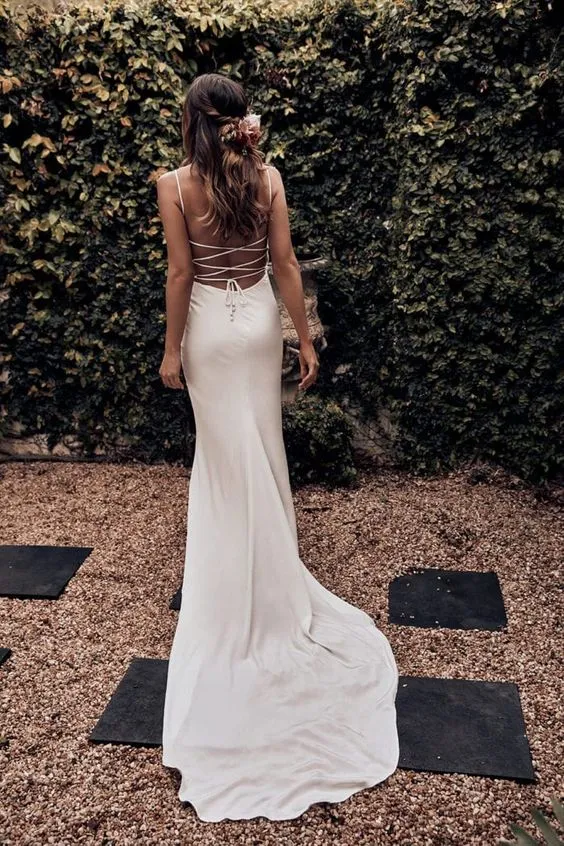 Fitted Criss-cross Back Wedding Dress