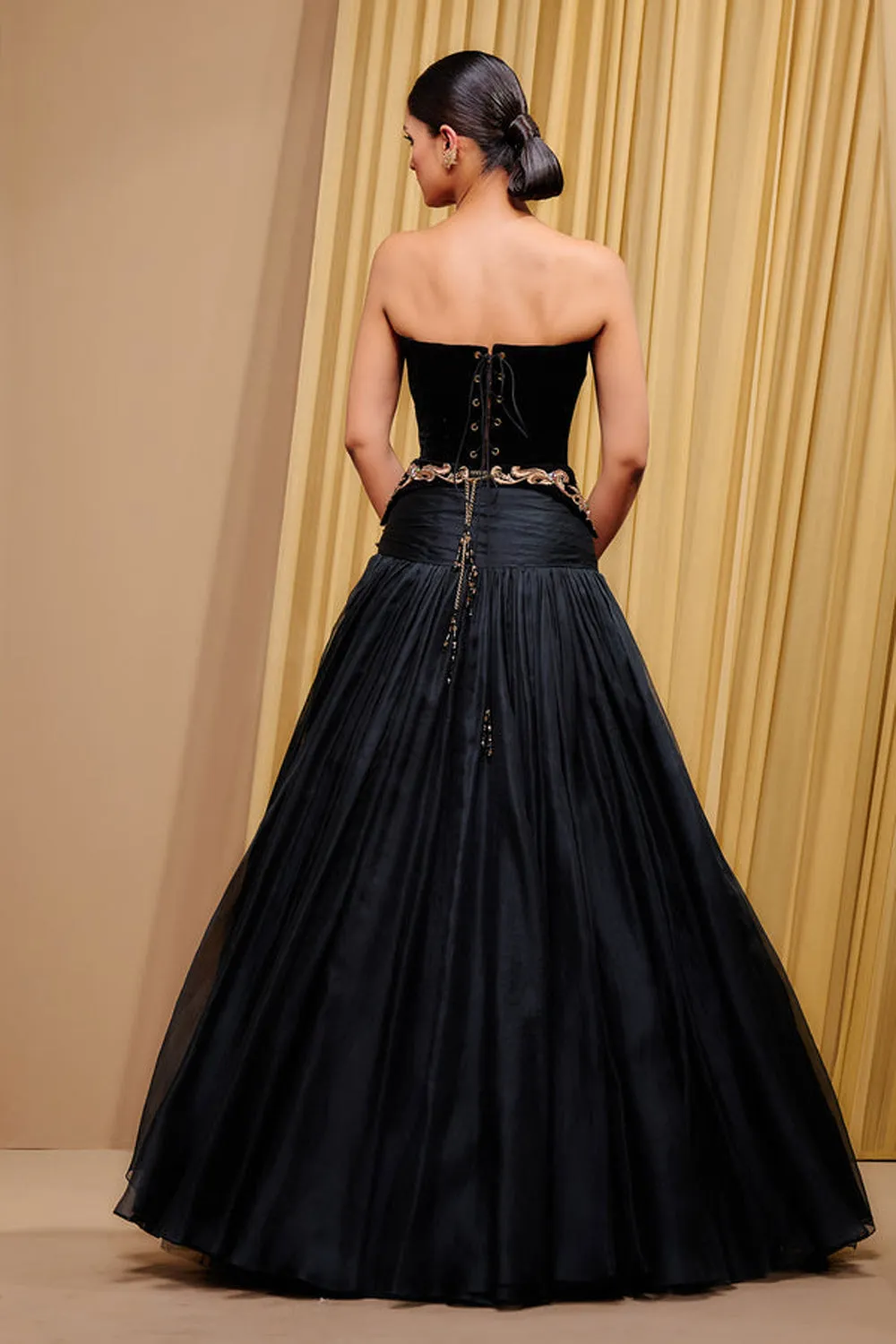Fluid Skirt