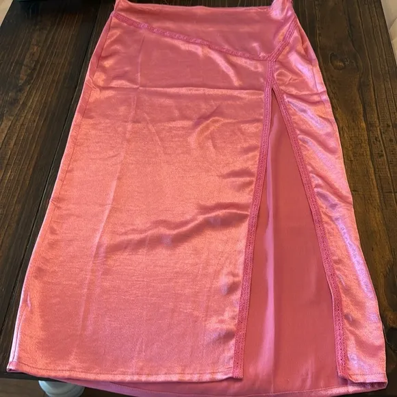 Free People Dakota Satin Midi Skirt in Pink