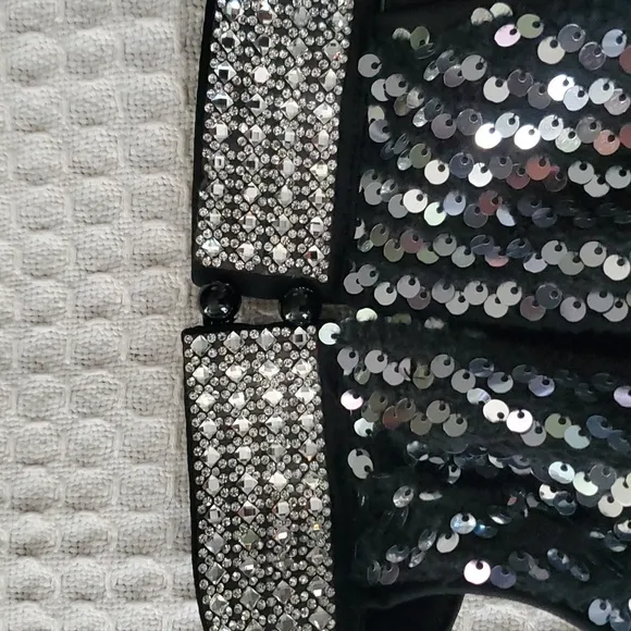 Haute Monde Sequin skiet&amp; blouse set size L