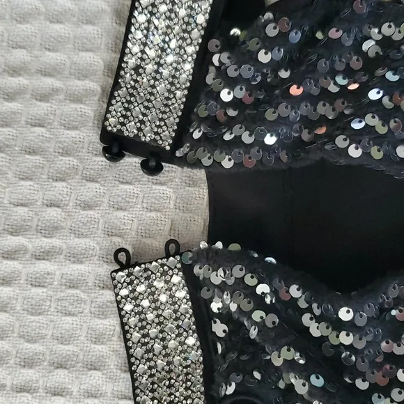 Haute Monde Sequin skiet&amp; blouse set size L
