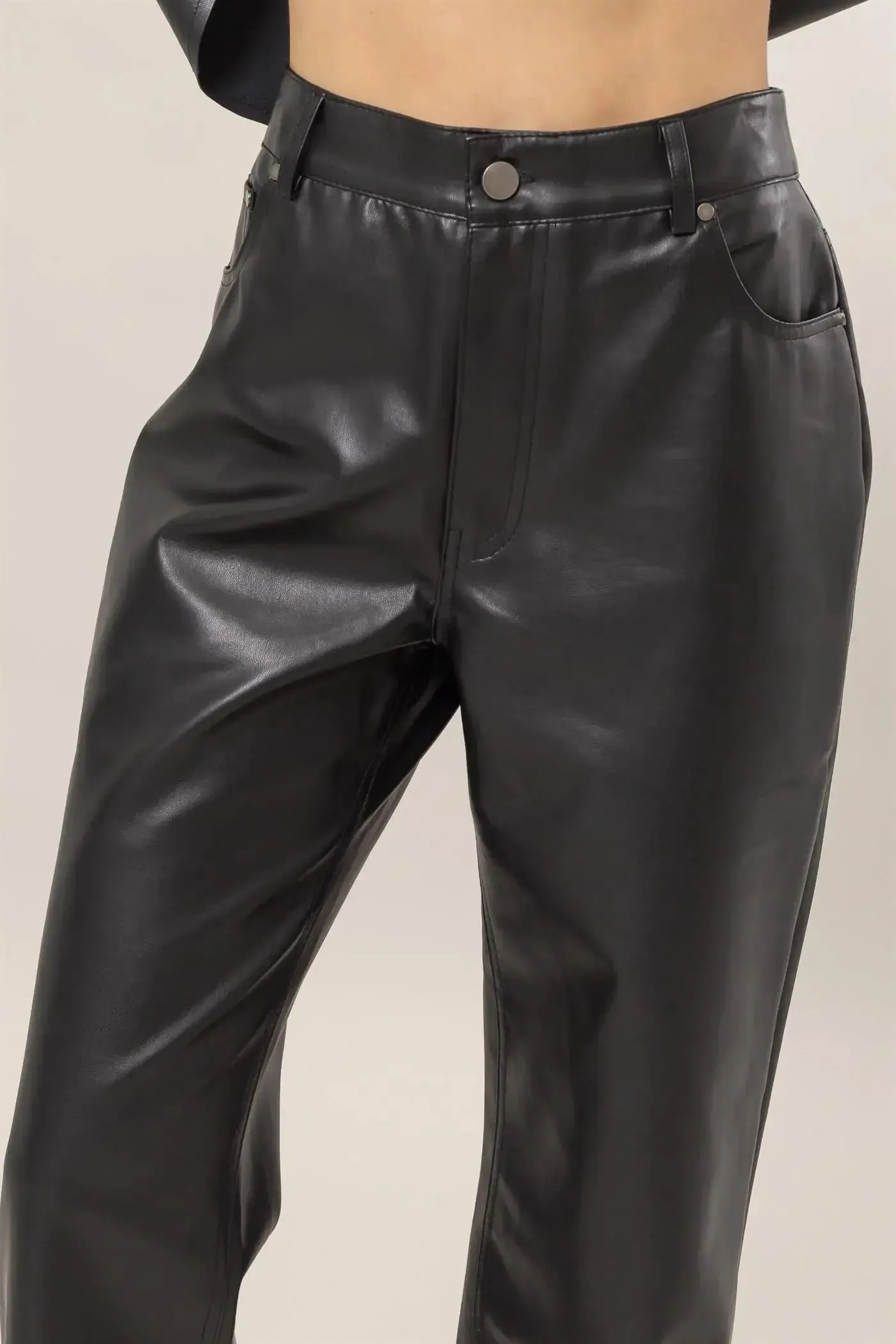 HIGH-WAIST STRAIGHT LEATHER PANTS