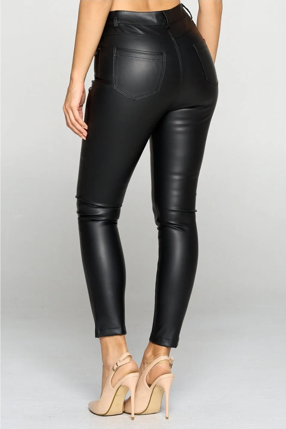 Highwaist leather pants with pockets