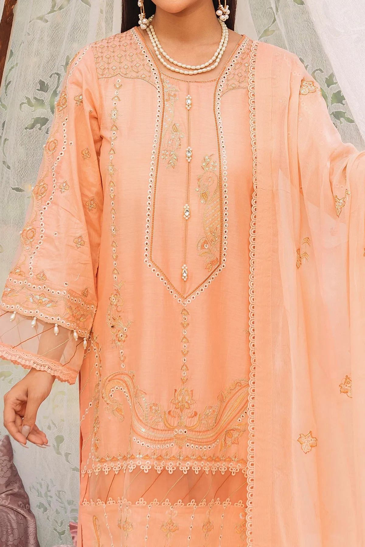 Luxury Pakistani Peach Salwar Suit Embroidered Salwar Kameez
