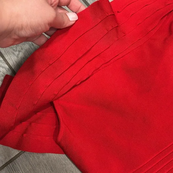 Miss Circle Bodycon Off the shoulder Bandage Red Dress Size Medium