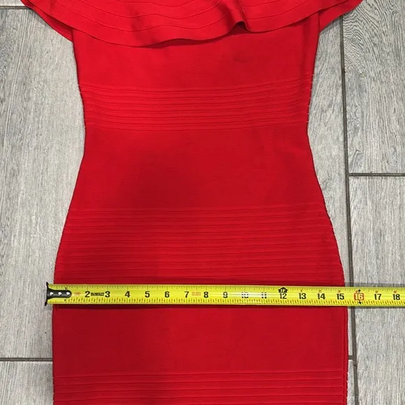 Miss Circle Bodycon Off the shoulder Bandage Red Dress Size Medium