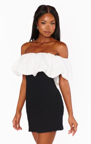 MU5857 Black/White Off the Shoulder Textured Mini