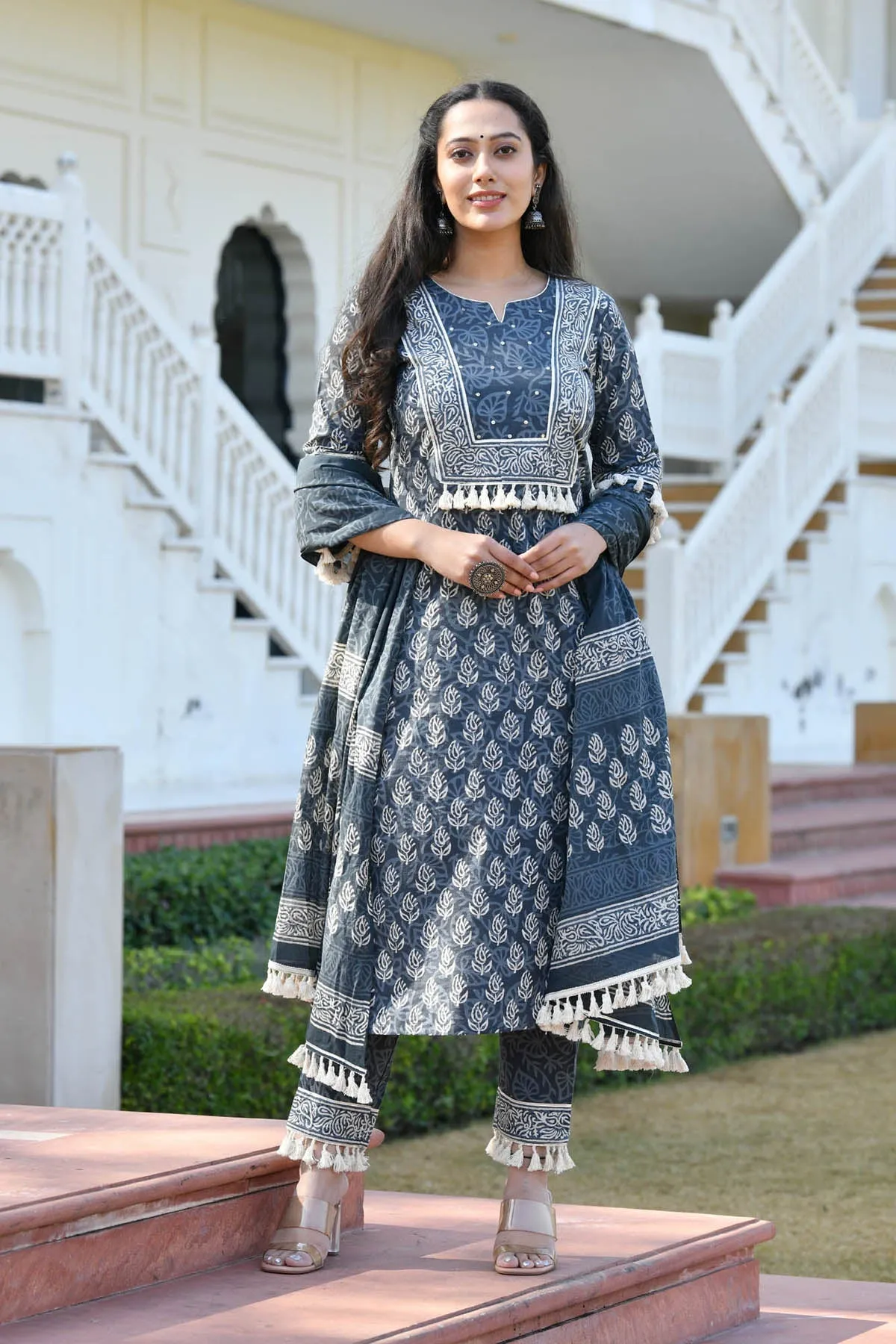 MULMUL ADHUNA BLOCK PRINTED KURTA-PANTS & DUPATTA SET
