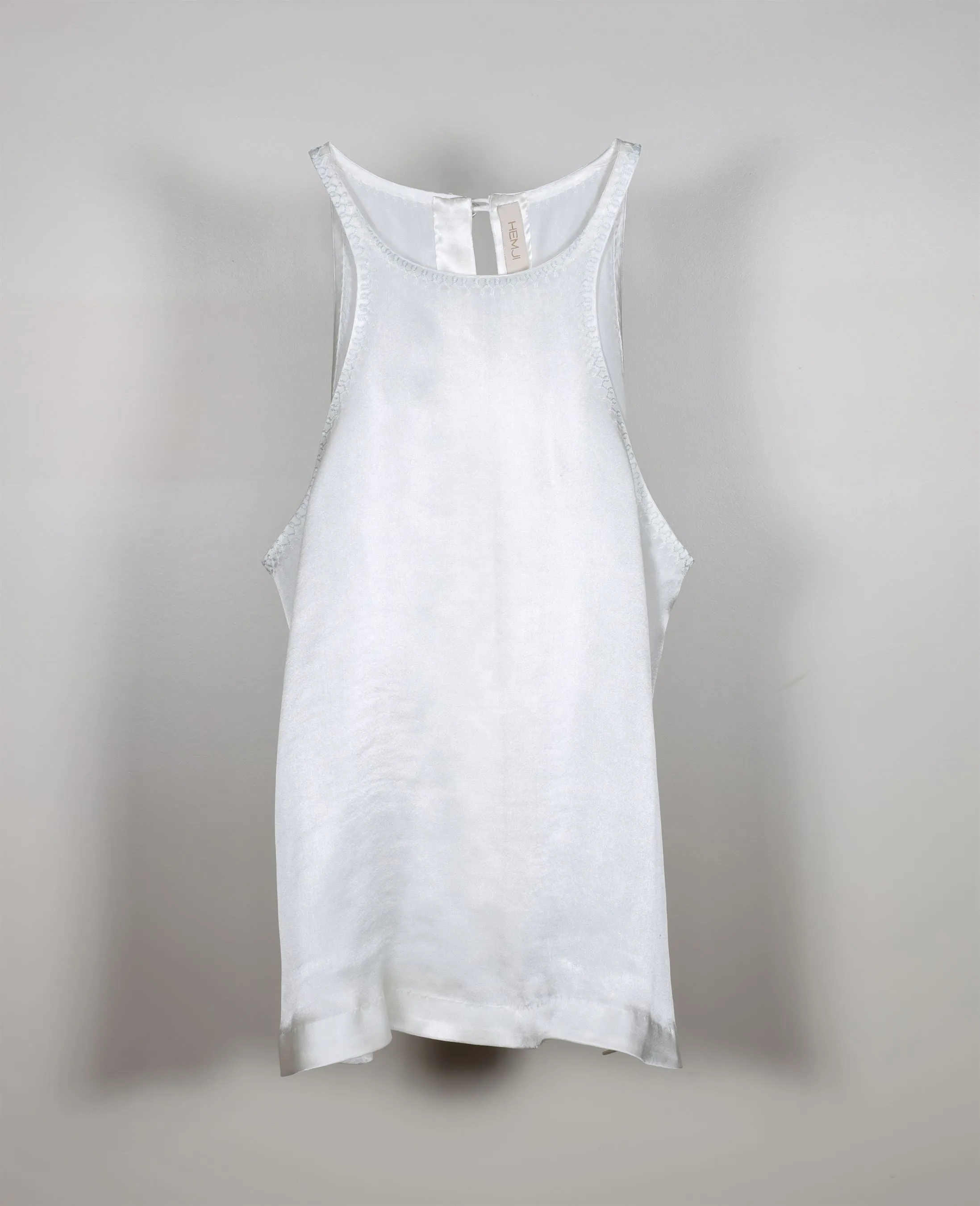 New Season Summer to Fall 2024-Top Racer Relaxed Fit Silk White-W/S/011-Suzanne-Fashion Edit Hemji
