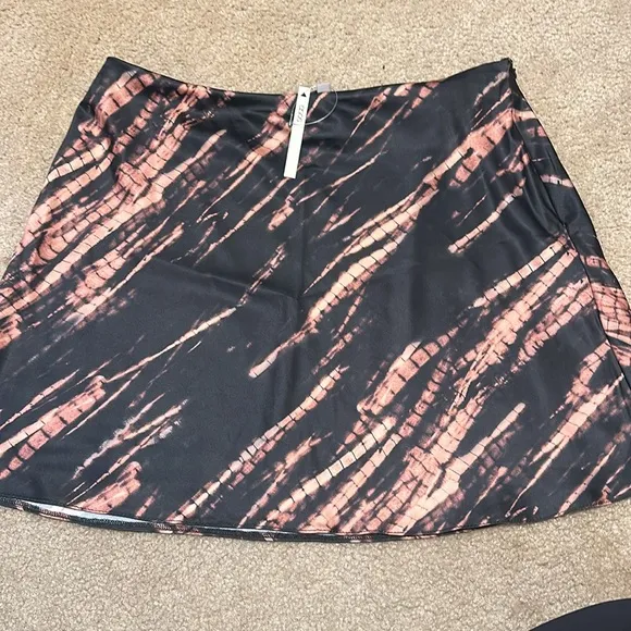 NWT ASOS DESIGN tie dye satin bias mini skirt