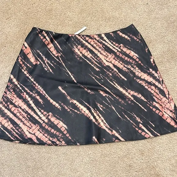 NWT ASOS DESIGN tie dye satin bias mini skirt