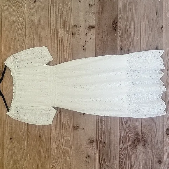 NWT Betsey Johnson White Eyelet Midi Dress Size XSmall