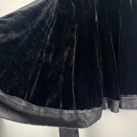 NWT NY COLLECTION Black Y2K Velvet Whimsical Midi Skirt Satin Sash M