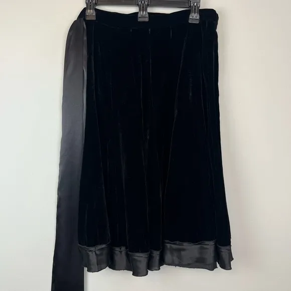 NWT NY COLLECTION Black Y2K Velvet Whimsical Midi Skirt Satin Sash M