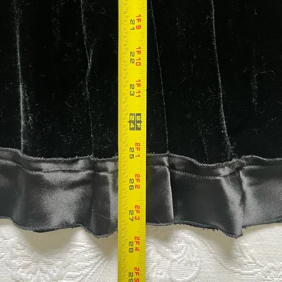 NWT NY COLLECTION Black Y2K Velvet Whimsical Midi Skirt Satin Sash M