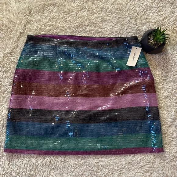 NWT On 34th Women's Mid-Rise Boardwalk-Stripe Sequined Mini Skirt size 16