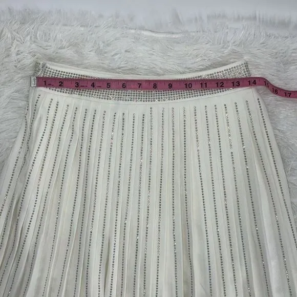 NWT Nylon Apparel White Rhinestone Pleated Flare Skort Large