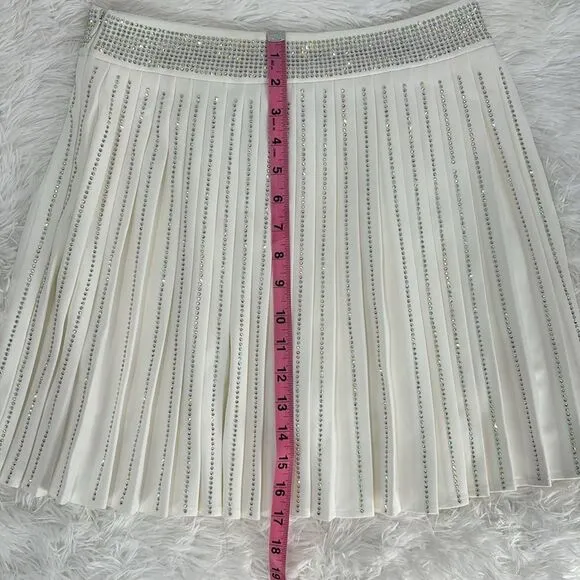 NWT Nylon Apparel White Rhinestone Pleated Flare Skort Large